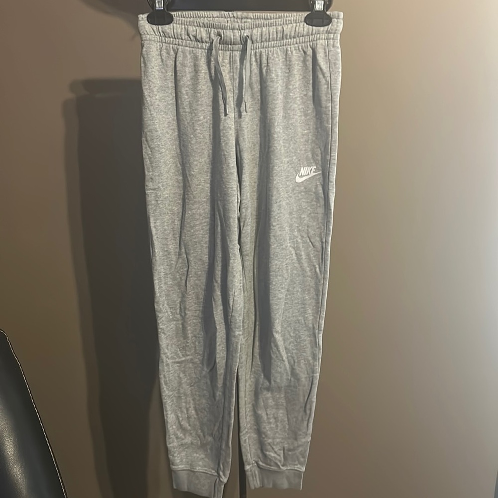 Nike heather gray sweat pants size XS